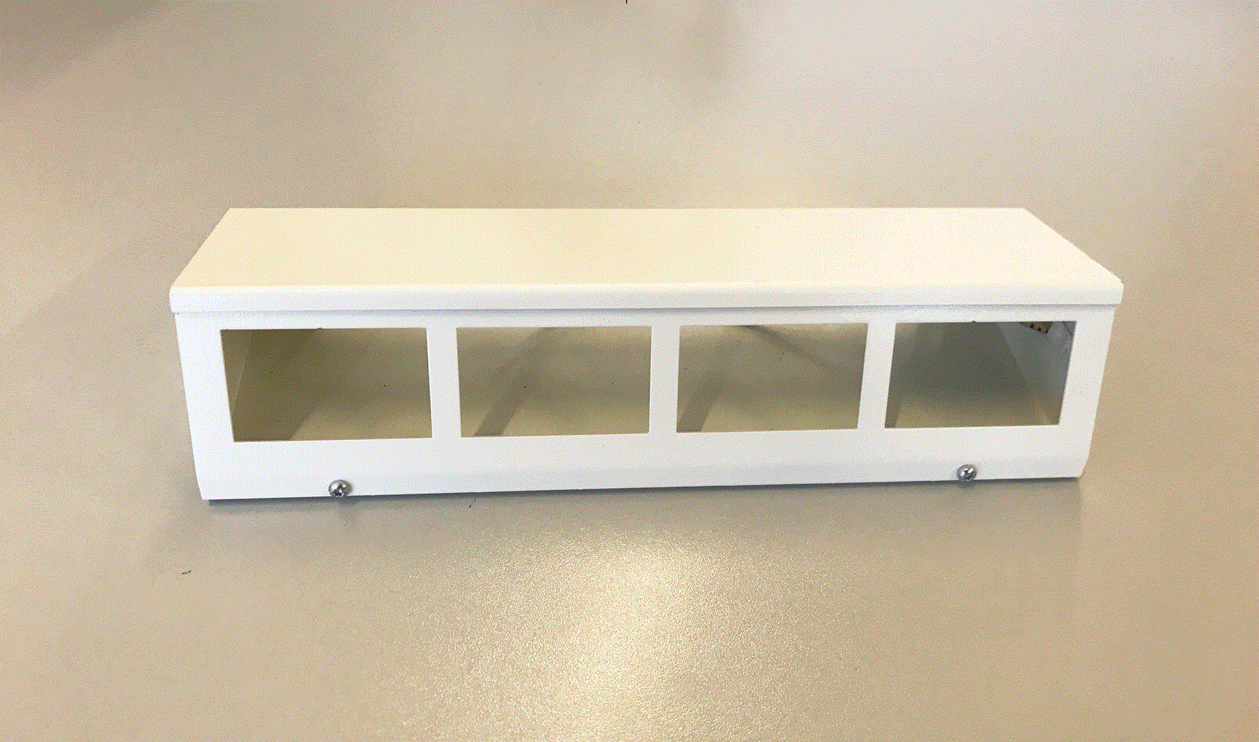 Kanalbox für 4 FLF, horizontal, weiss RAL 9010 Grösse: 265x90x60/40mm